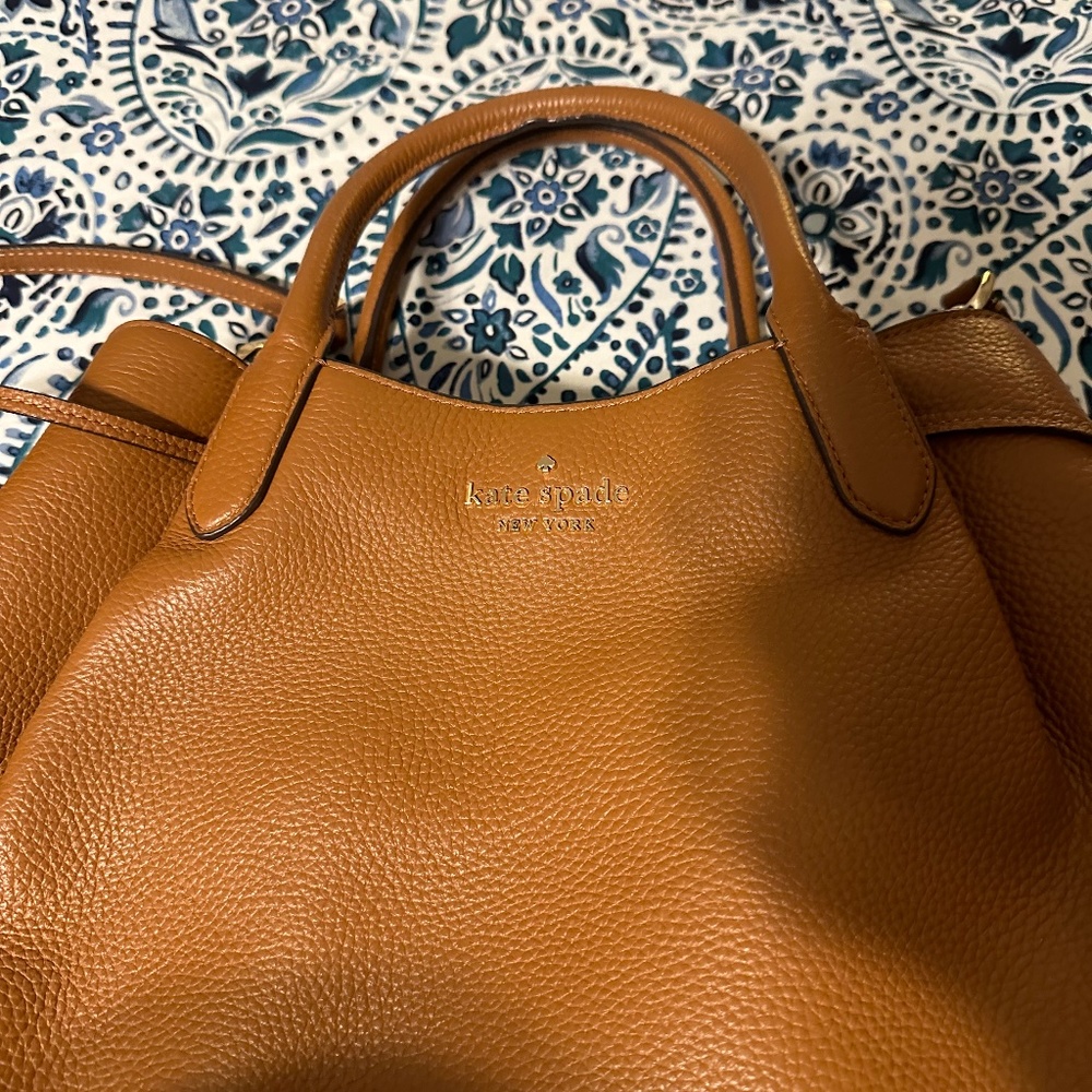 Kate Spade Dumpling bag with matching wallet